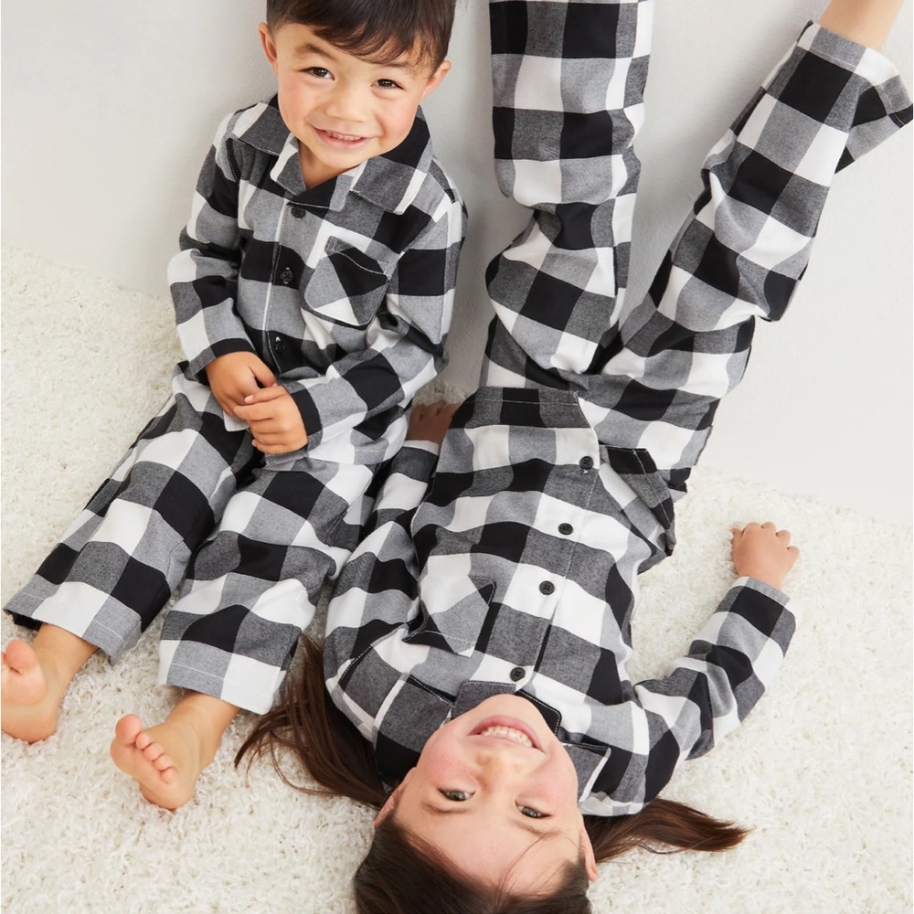 Old Navy-Black and White Flannel Pajamas. Family Matching Plaid Pajamas.
